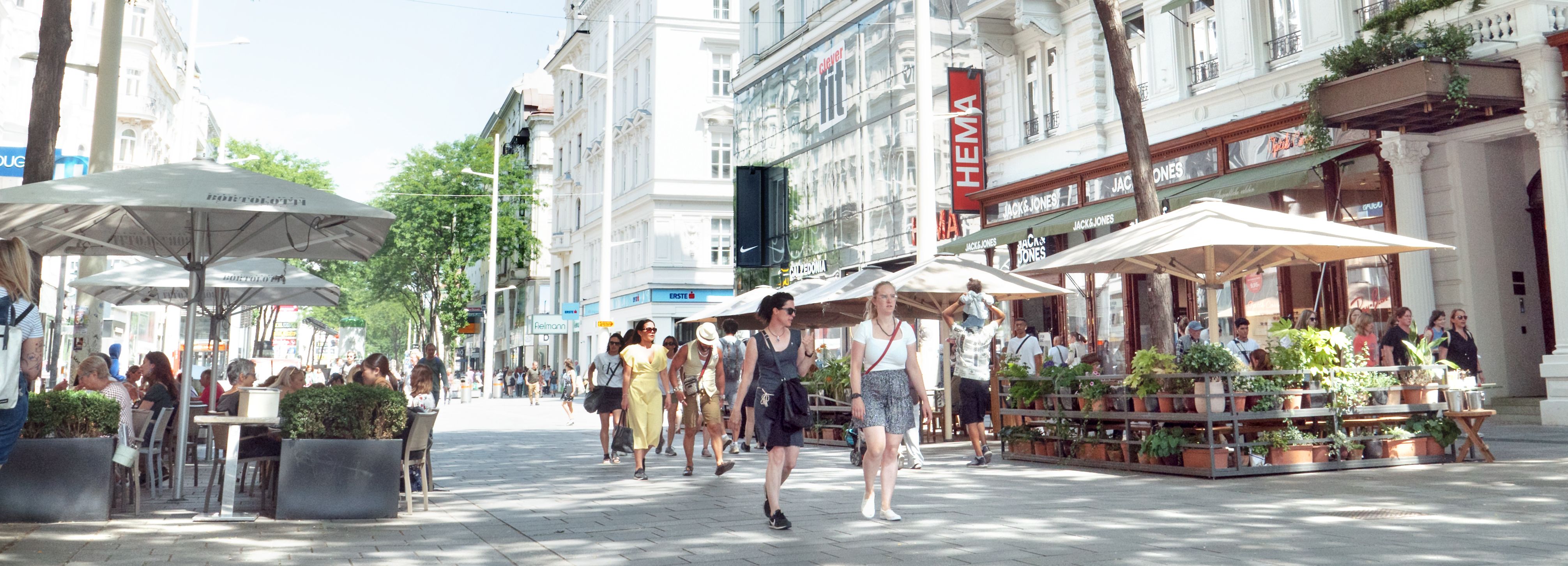 Foto: Mariahilferstraße im 6. Wiener Gemeindebezirk - Mariahilf