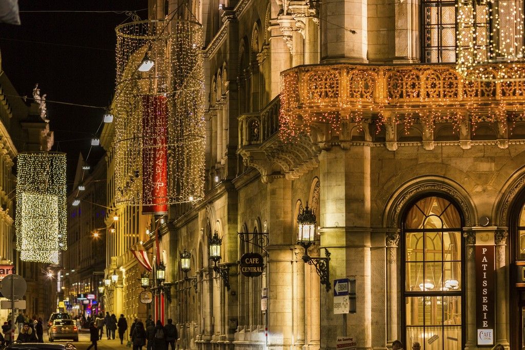 Foto: Weihnachtsbeleuchtung in der Herrengasse