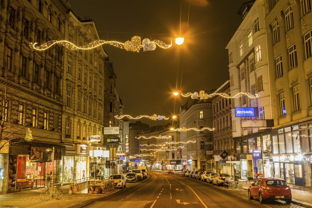 Foto: Weihnachtsbeleuchtung auf der Landstraßer Hauptstraße
