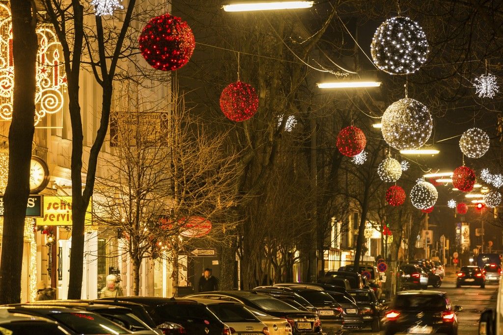 Foto: Weihnachtsbeleuchtung in der Obkirchergasse