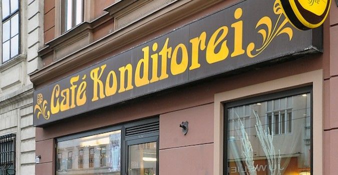 Fassade vom Lokal Cafe Konditorei Smolinka