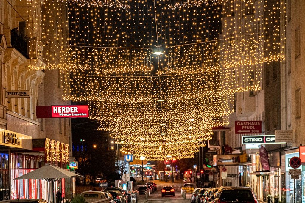 Foto: Weihnachtsbeleuchtung in der Wollzeile